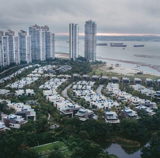 Country Garden high-rises and bungalows in Forest City, Malaysia